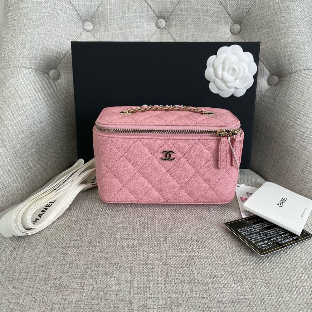 22C Sakura Pink Caviar Vanity - Picture 2 of 14